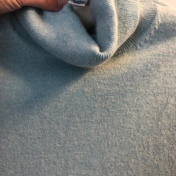 Lilly Pulitzer Light Blue Turtleneck Sweater, XS - Picture 5 of 7